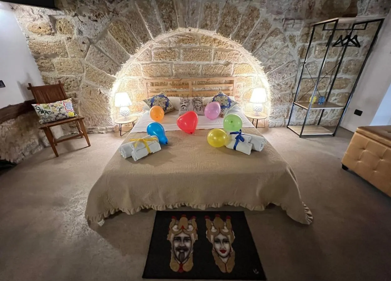 Il Siciliano Home location